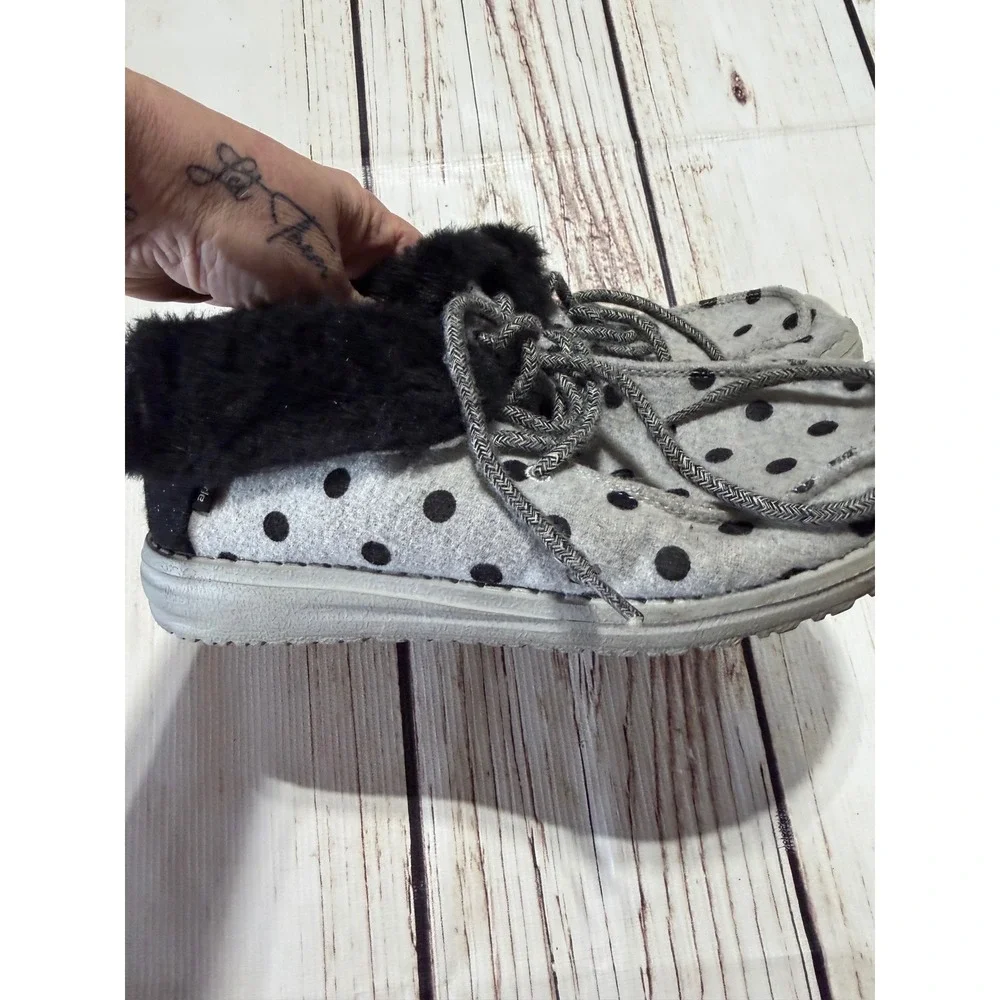 Hey Dude Youth Size 3 Grey Polka Dot Faux Fur Lined Slip On Loafers Shoes